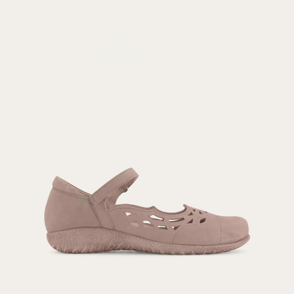 Agathis-_Stone_Nubuck_1_ee8074ab-3d24-4db6-9242-15cab6fc9716