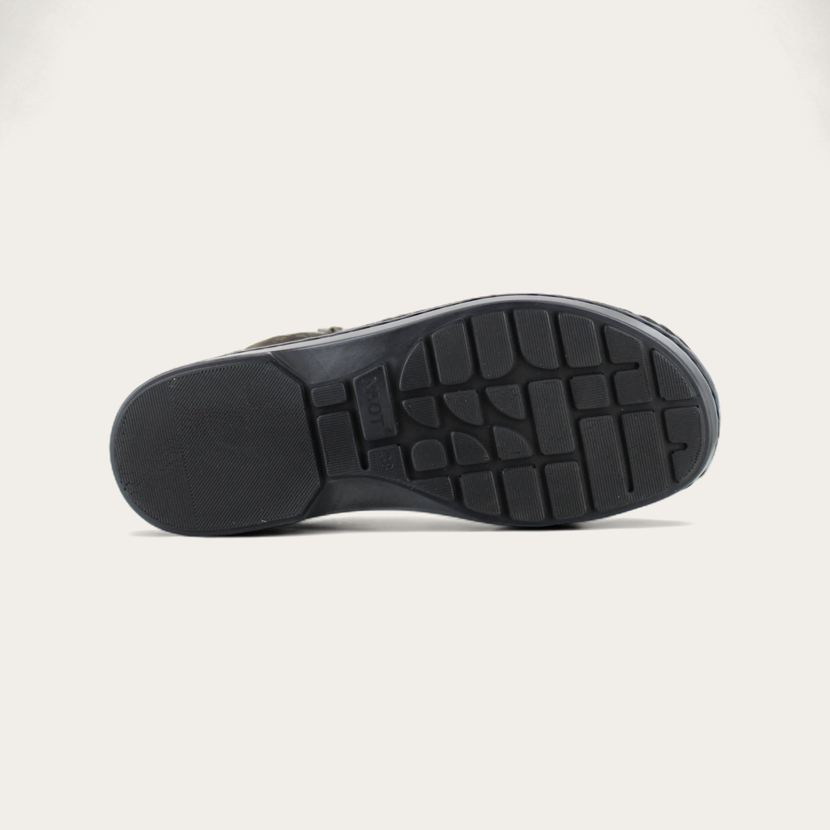 CASTERA-63439-VBE-5-with-background_523bdf2c-b4ed-428c-8055-5a7449adc6fe