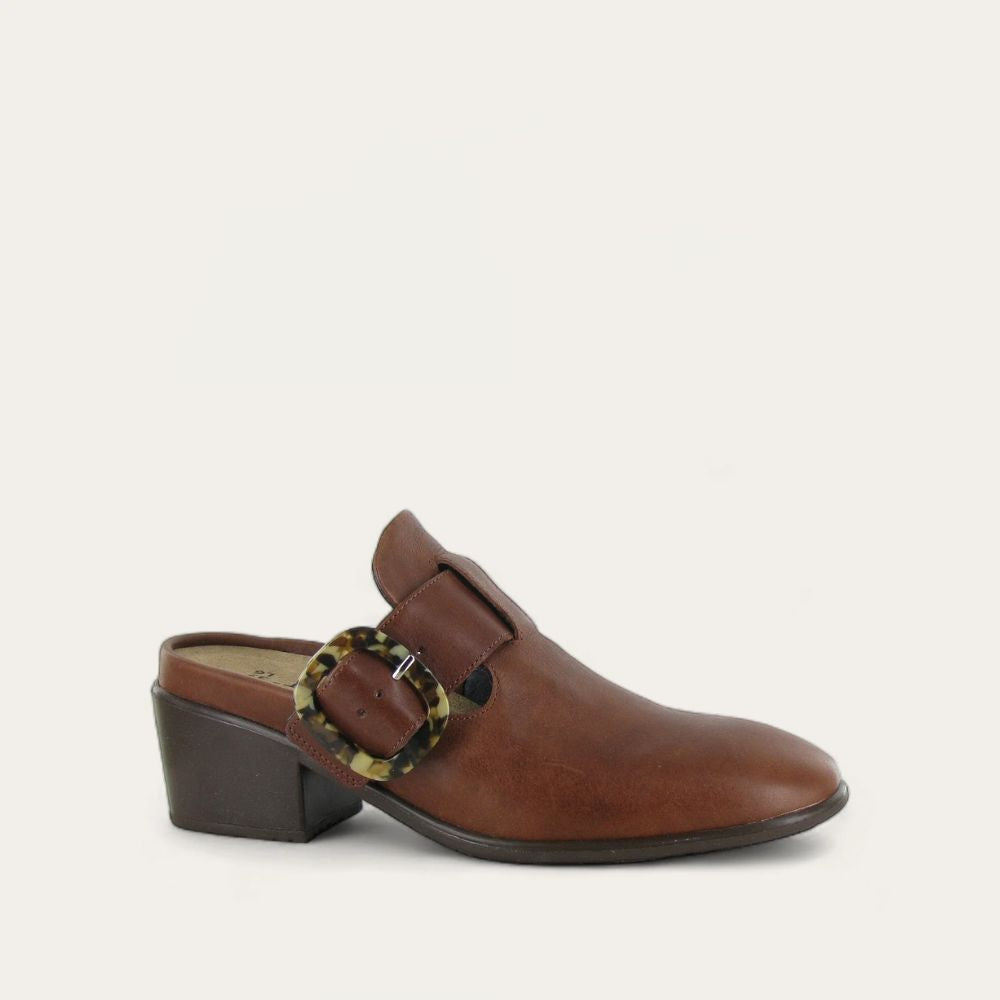 CHOICE-CHESTNUT-1_9805b820-41a6-4bf9-91b1-7b6e2dcddad7