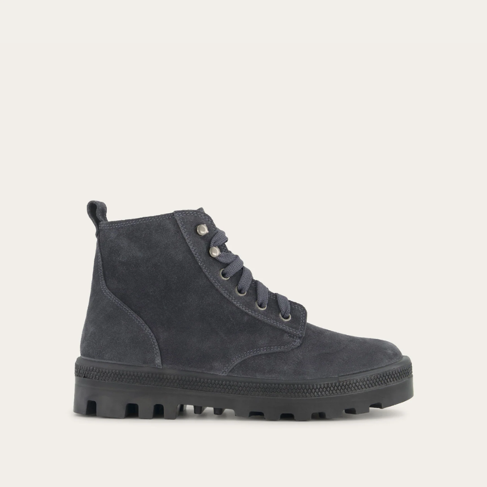 Canoe-_Charcoal_Suede_2_3de5c0df-fa07-448f-ab2d-7c070216712a