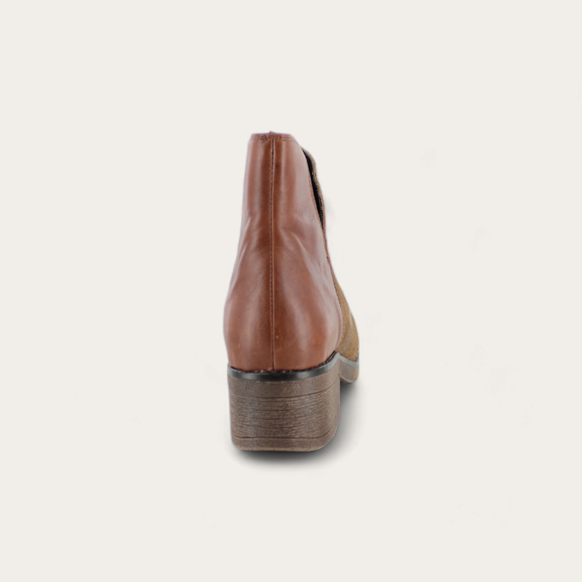 EMERALD-17621-SJD-4-with-background_28e3fd5c-4ff6-4172-857d-1f4ed1a5abe7