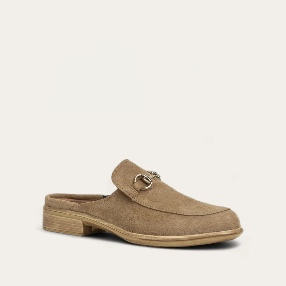 HALNY-ALMOND_SUEDE-2_6fc6ff12-ef98-4c93-b8b2-e27ab827889f