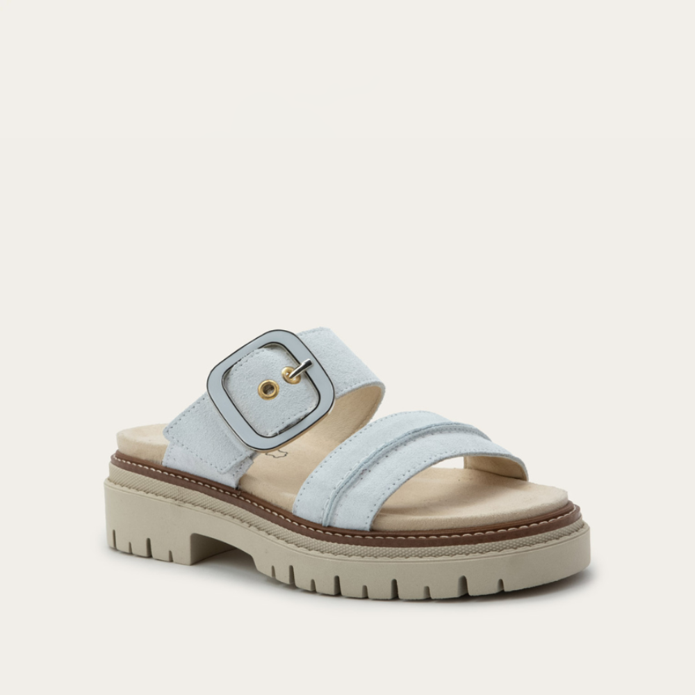 MULBERRY_WHITE_SUEDE_2_e68908d1-e309-42b7-ab55-04b8b2dd78e1