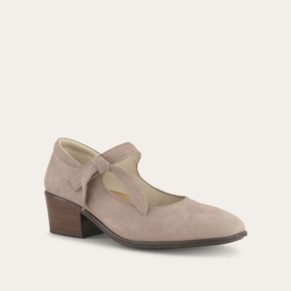 Nobility-_Stone_Nubuck_2_804d593b-47f7-407b-bead-089cae49a9af