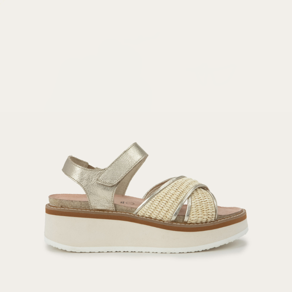 PAVLOVA_GOD_LTHR_BROWN_RAFFIA_1_9b6f7c37-5370-4ad8-8898-758e1516e052