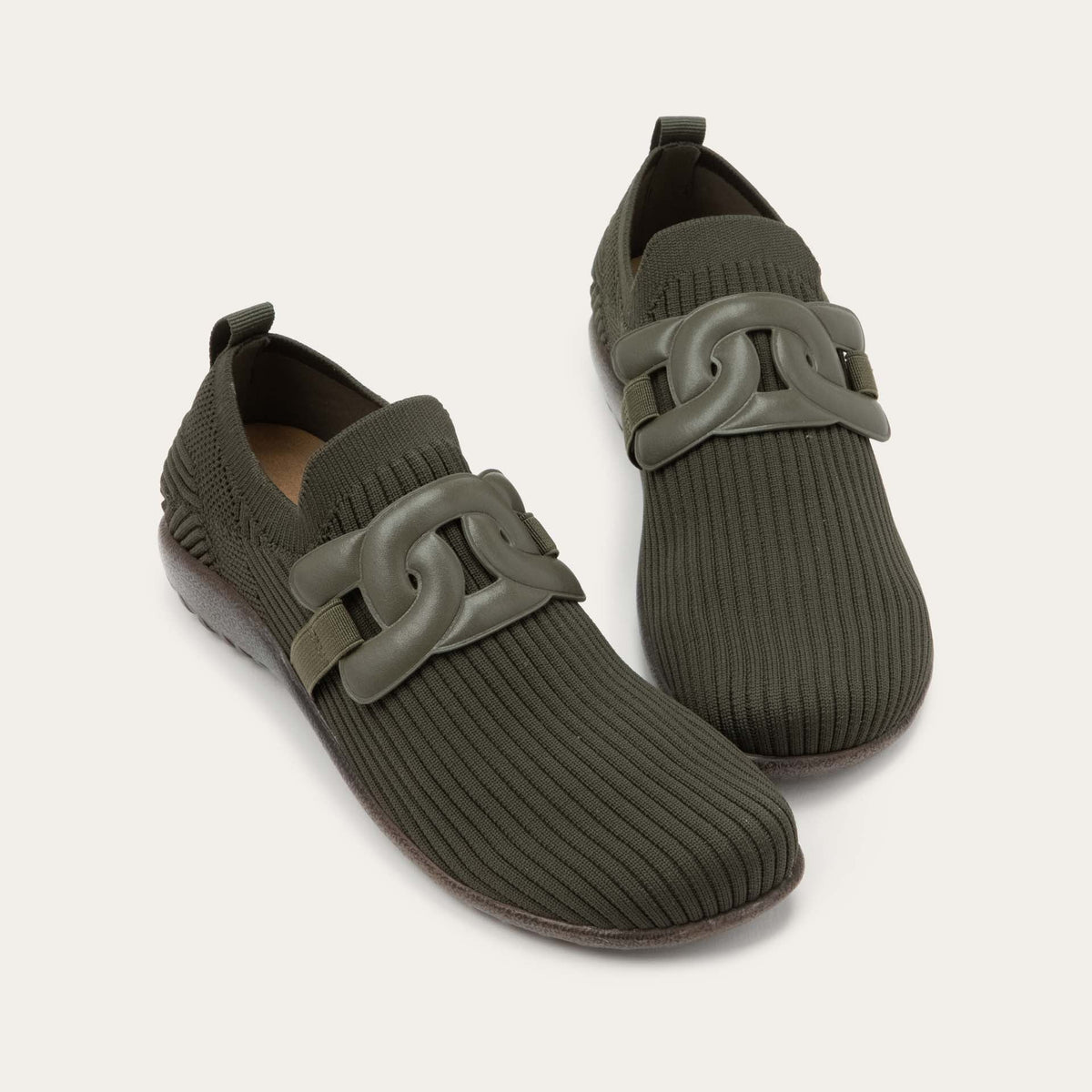 https://cdn.shopify.com/s/files/1/0853/7997/3439/files/PICTON_71G-6.jpg?v=1753795378