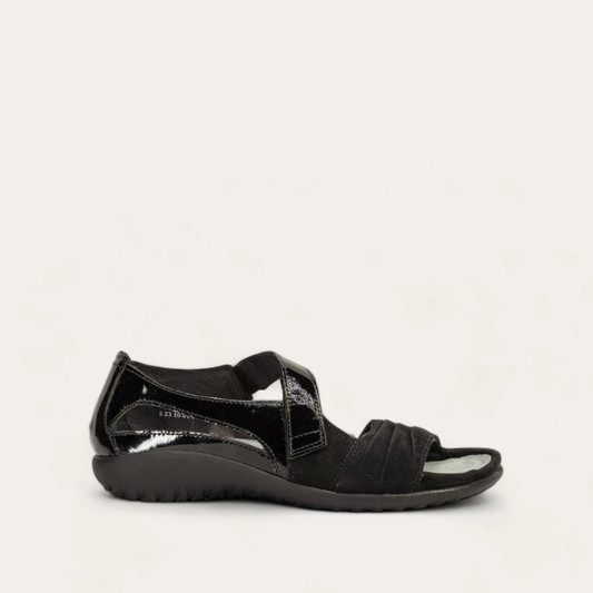 Papaki_Black_Patent_1_f3b810c6-d8b3-44ad-9d93-9df5261fa7fb