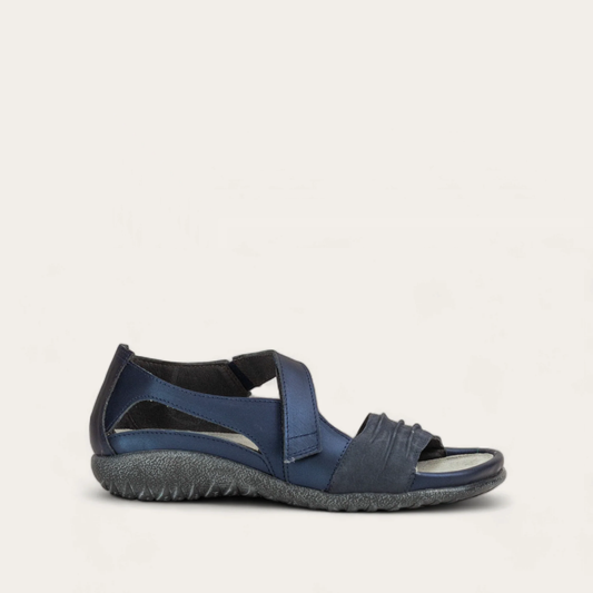 Papaki_Navy_1_ecc6a8ff-418e-435b-acb3-787484518e0c