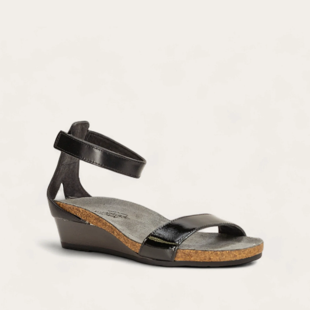 Pixie_Black_Luster_2_421729c4-5860-42b9-bb06-2272372b09db