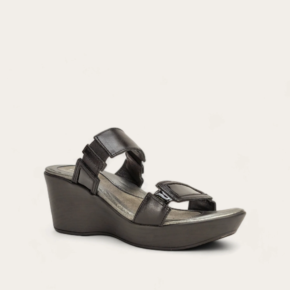 Treasure-_Black_MadrasBlack_Patent_Lthr