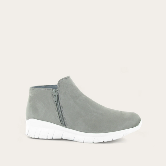 Zodiac-_Light_Gray_Nubuck