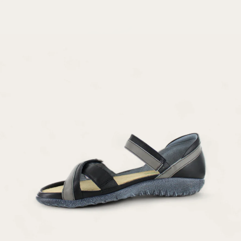 karawa_black_2_6a5c3a06-e1ad-45f8-beb5-dca5ec367604